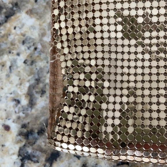 Whiting and Davis gold clutch purse - Picture 9 of 9